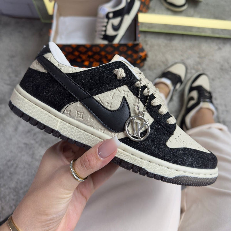 TÊNIS NIKE DUNK LV PRETO/OFF WHITE