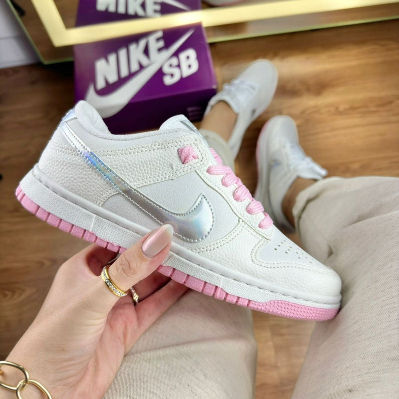 TÊNIS NIKE DUNK LOW PRO BRANCO / ROSA