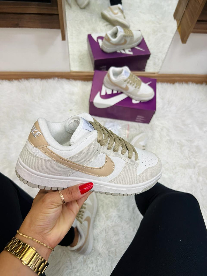 NIKE DUNK LOW BEGE NUDE