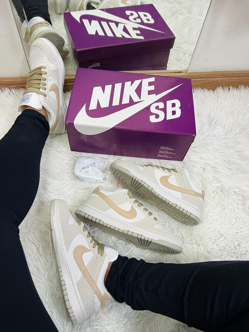 NIKE DUNK LOW BEGE NUDE