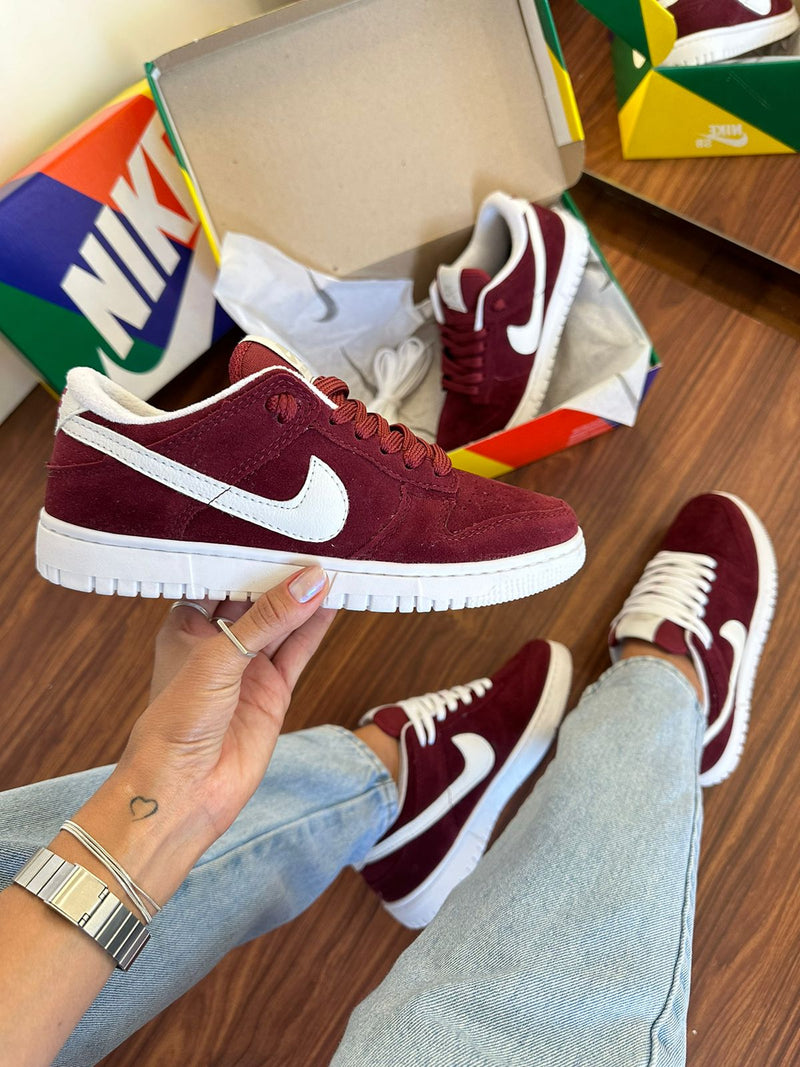 TÊNIS DUNK LOW CAMURÇA VINHO