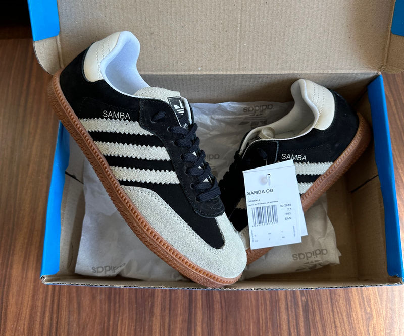 ADIDAS SAMBA DE COURO PRETO CINZA