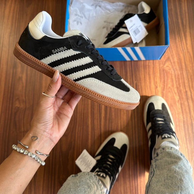 ADIDAS SAMBA DE COURO PRETO CINZA