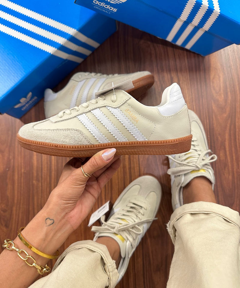 ADIDAS SAMBA DE COURO BEGE BRANCO