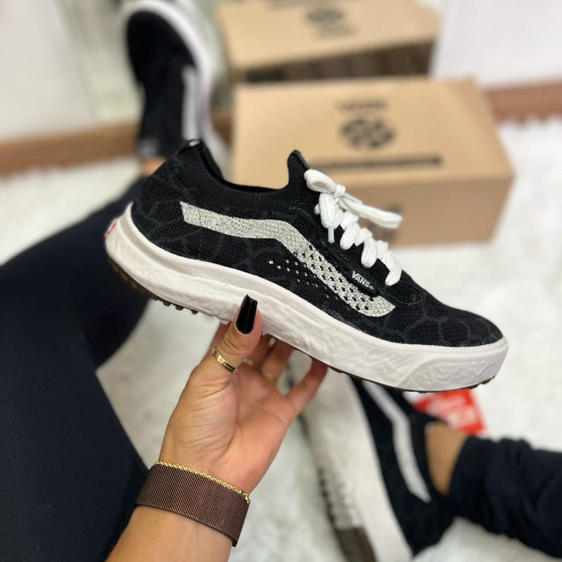 VANS VR3 PRETO BRANCO