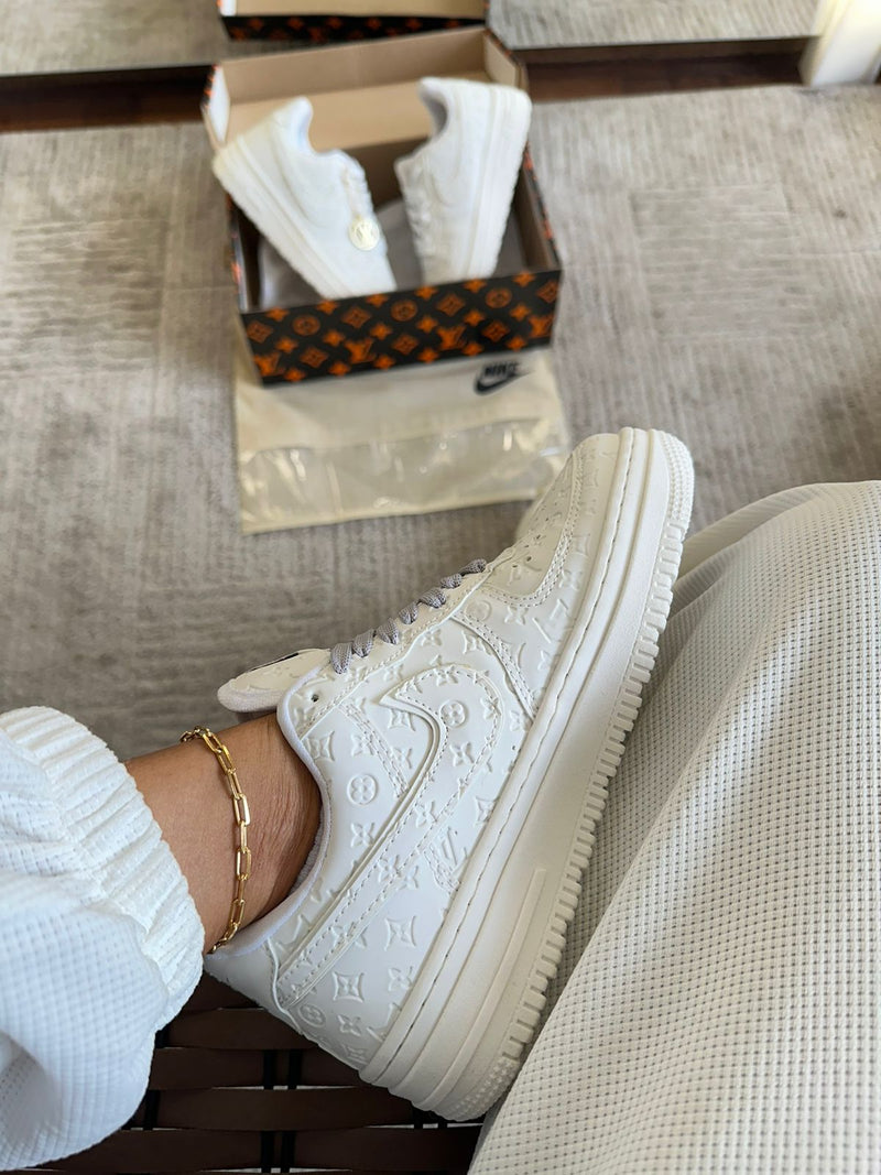 AIR FORCE 1 X LOUIS VUITTON