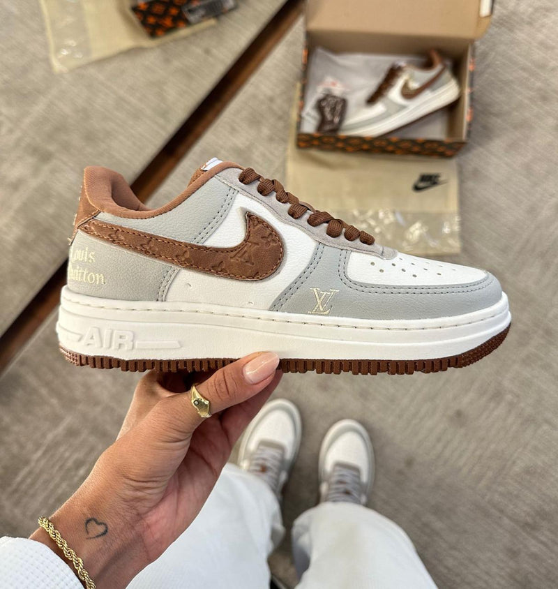 AIR FORCE - LOUIS VUITTON - CARAMELO