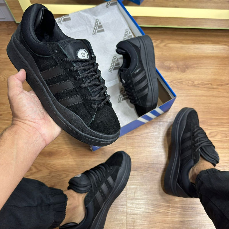 ADIDAS BAD BUNNY PRETO PRETO