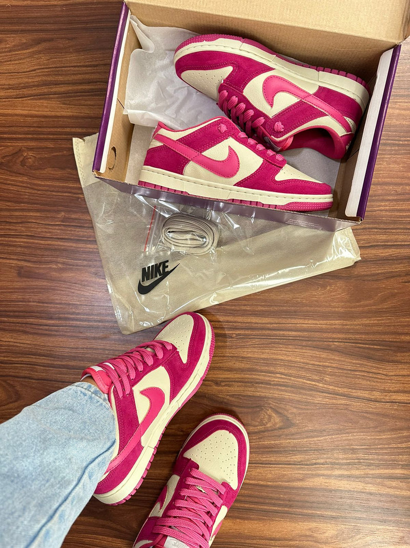 DUNK LOW PINK