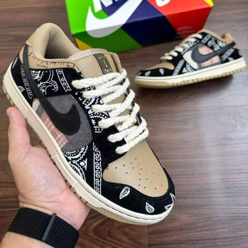 DUNK LOW 'TRAVIS SCOTT X CACTUS JACK'