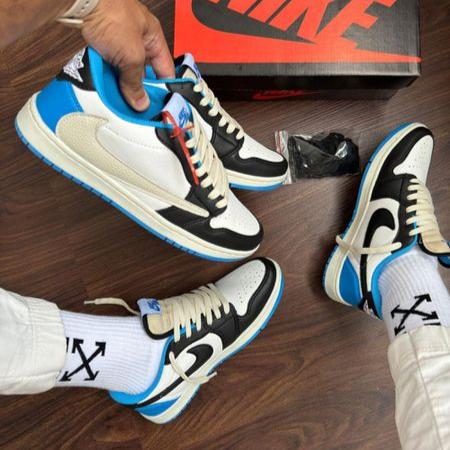 AIR JORDAN 1 LOW TRAVIS SCOTT AZUL E BRANCO